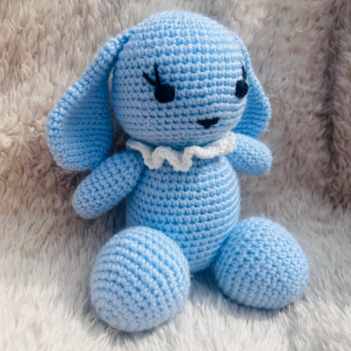 Doudou Lapin assis Bleu en Coton – Modèle Unique et Personnalisé